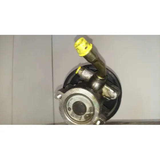 Bomba Direccion para Chrysler Jeep Cherokee (Kj)