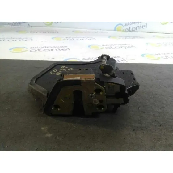 Cerradura Puerta Trasera Derecha para Toyota Corolla (E12)