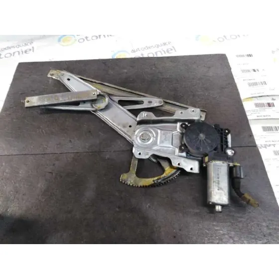 Elevalunas Delantero Derecho para Toyota Yaris (Ncp1/Nlp1/Scp1)