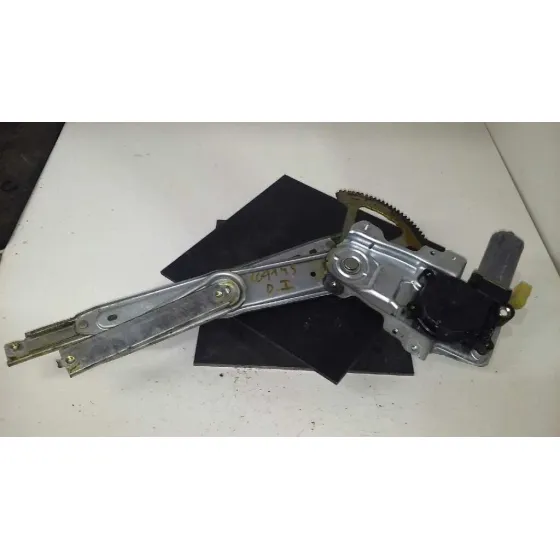 Elevalunas Delantero Izquierdo para Toyota Yaris (Ncp1/Nlp1/Scp1)