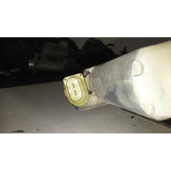 Elevalunas Delantero Izquierdo para Toyota Yaris (Ncp1/Nlp1/Scp1)