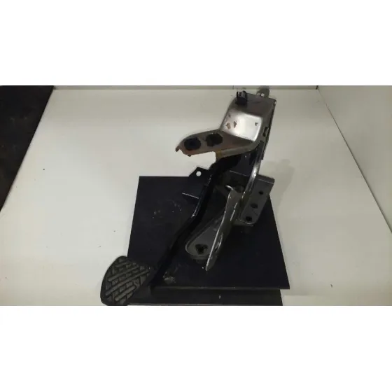 Pedal Freno para Nissan Juke (F15)