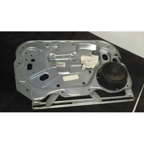 Elevalunas Delantero Izquierdo para Ford Focus Berlina (Cap)