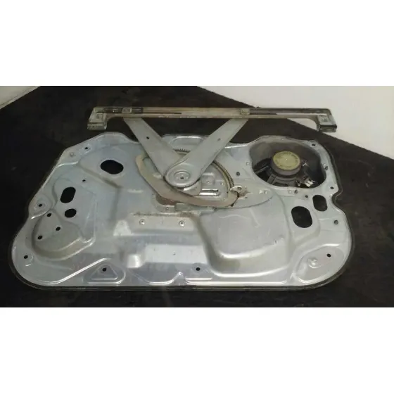 Elevalunas Delantero Izquierdo para Ford Focus Berlina (Cap)