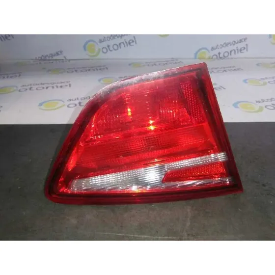Piloto Trasero Izquierdo Interior para Seat Toledo (Kg3)