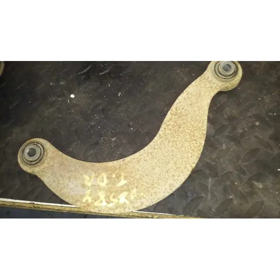 Brazo Suspension Inferior Trasero Derecho para Ford Focus Berlina (Cap)