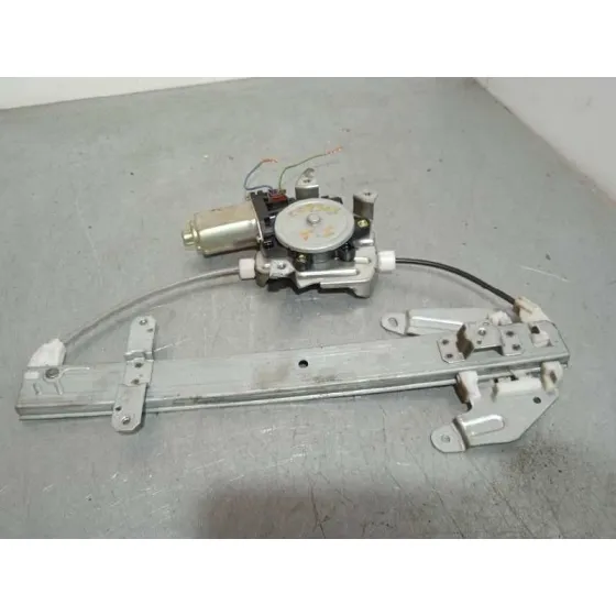 Elevalunas Trasero Izquierdo para Nissan X-Trail (T30)