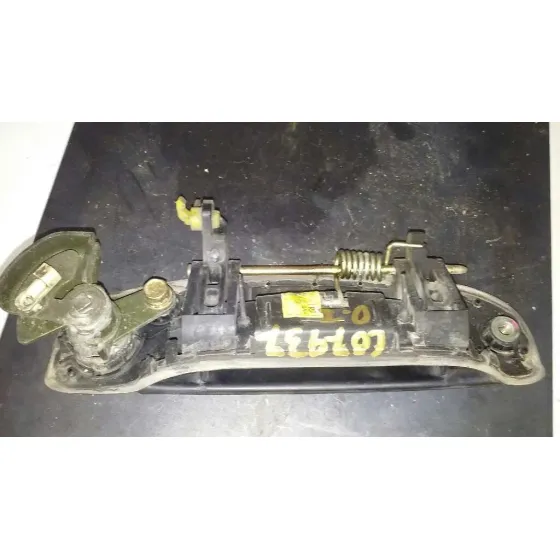 Maneta Exterior Delantera Izquierda para Hyundai Getz (Tb)