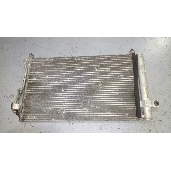 Condensador / Radiador Aire Acondicionado para Hyundai Getz (Tb)