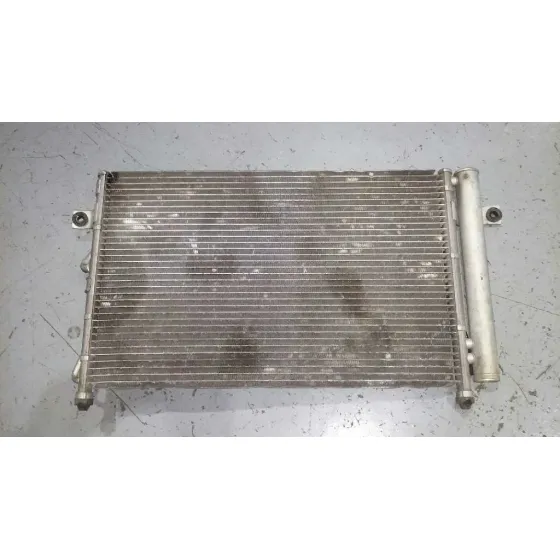 Condensador / Radiador Aire Acondicionado para Hyundai Getz (Tb)