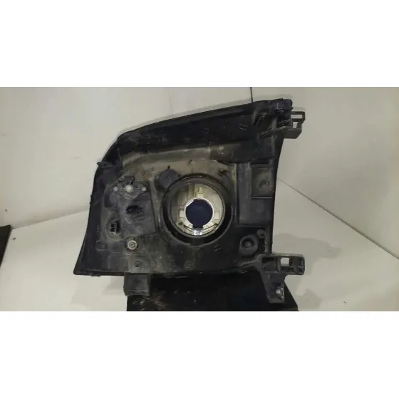 Faro Derecho para Nissan X-Trail (T30)