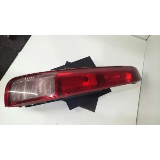 Piloto Trasero Izquierdo para Nissan X-Trail (T30)