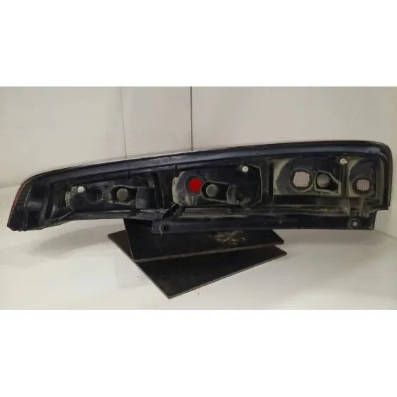 Piloto Trasero Izquierdo para Nissan X-Trail (T30)