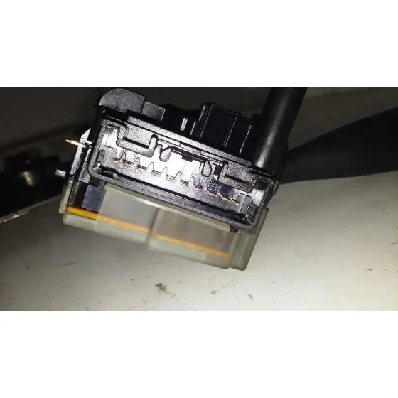 Mando Limpia para Toyota Yaris (Ncp1/Nlp1/Scp1)