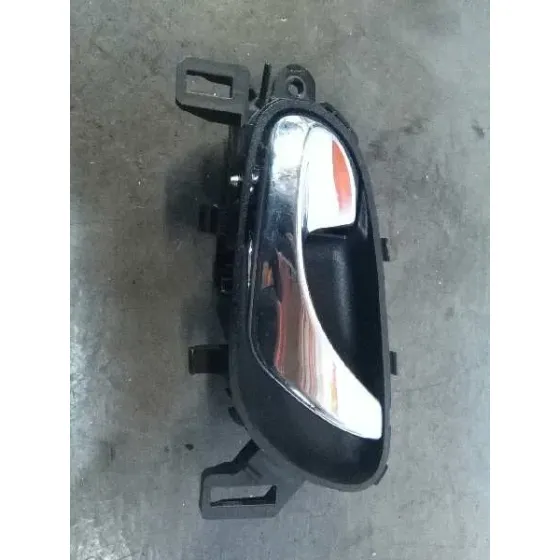 Maneta Interior Trasera Izquierda para Nissan Qashqai (J11)
