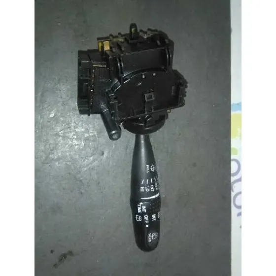 Mando Limpia para Toyota Corolla (E12)