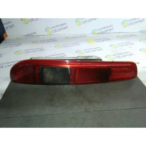 Piloto Trasero Izquierdo para Ford Focus Sportbreak (Cap)