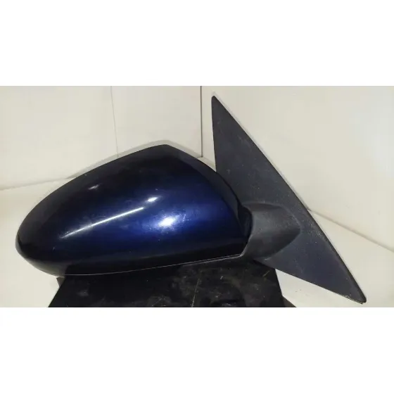 Retrovisor Derecho para Nissan Primera Berlina (P12)