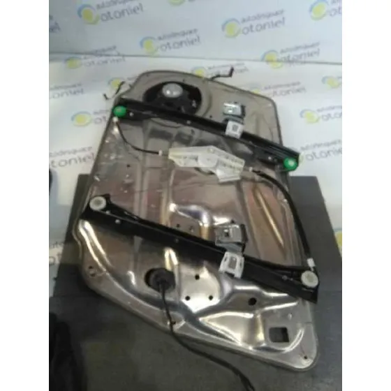 Elevalunas Delantero Izquierdo para Mercedes-Benz Clase C (W204) Berlina