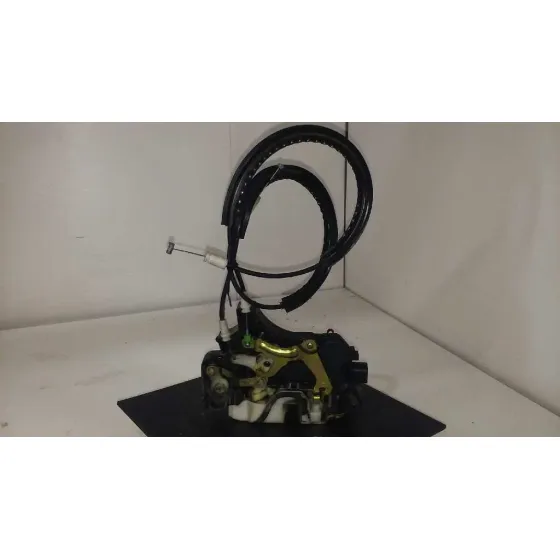 Cerradura Puerta Delantera Izquierda para Mitsubishi Colt Berlina 5 (Z30A)