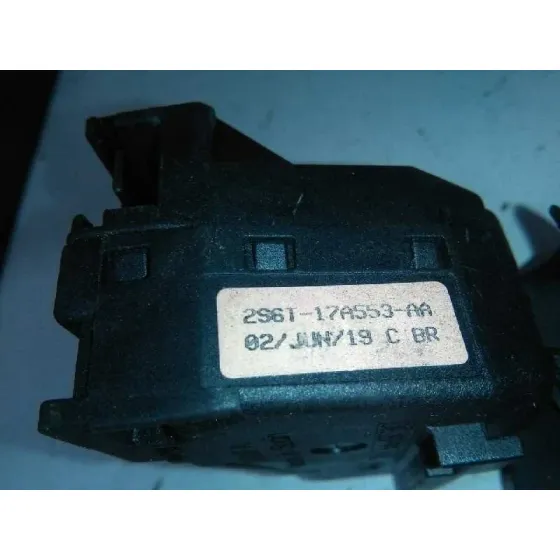Mando Limpia para Ford Fiesta (Cbk)