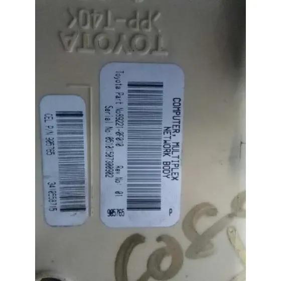Caja Reles / Fusibles para Toyota Corolla Verso (R1)