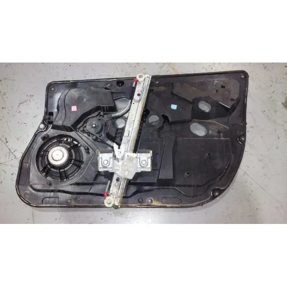 Elevalunas Delantero Izquierdo para Ford Fiesta (Ccn)