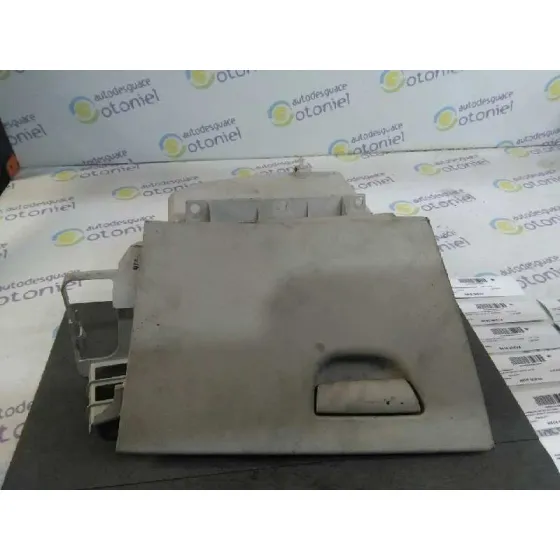 Guantera para Fiat Stilo (192)
