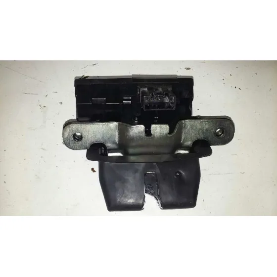 Cerradura Maletero / Porton para Ford Fiesta (Ccn)