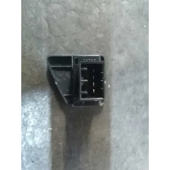 Mando Elevalunas Delantero Derecho para Fiat Nuova 500 (150)