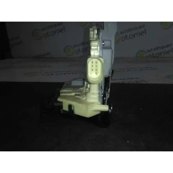 Cerradura Puerta Delantera Derecha para Volkswagen Passat Berlina (3C2)