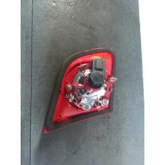 Piloto Trasero Derecho Interior para Volkswagen Passat Berlina (3C2)