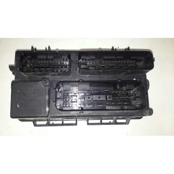 Caja Reles / Fusibles para Opel Corsa D
