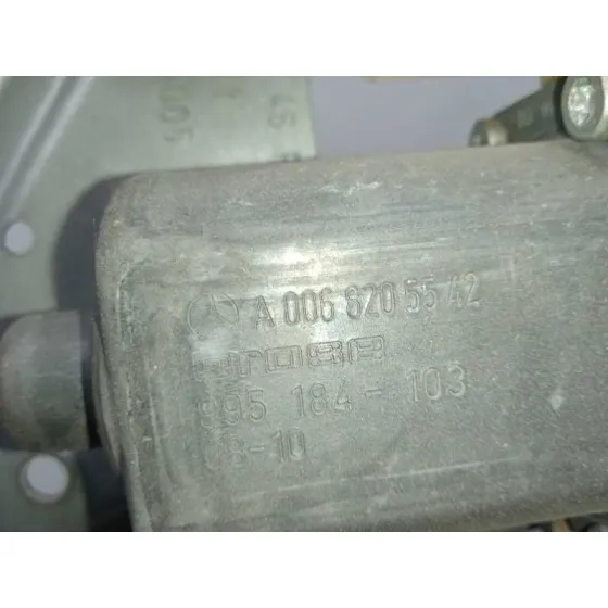 Elevalunas Delantero Derecho para Mercedes-Benz Sprinterii Caja Cerrada (Desde 01.06)
