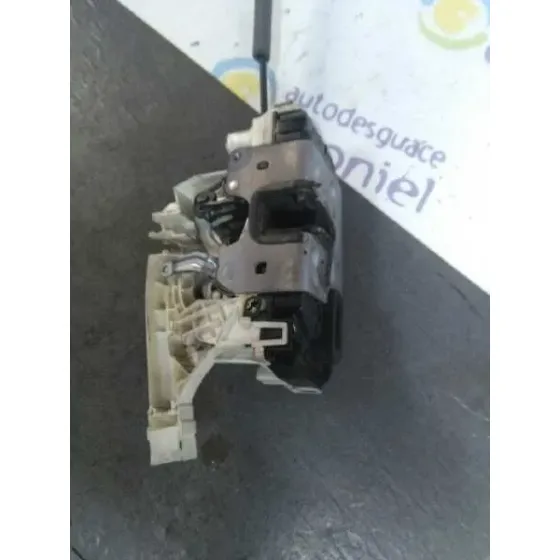 Cerradura Puerta Trasera Derecha para Mercedes-Benz Sprinterii Caja Cerrada (Desde 01.06)