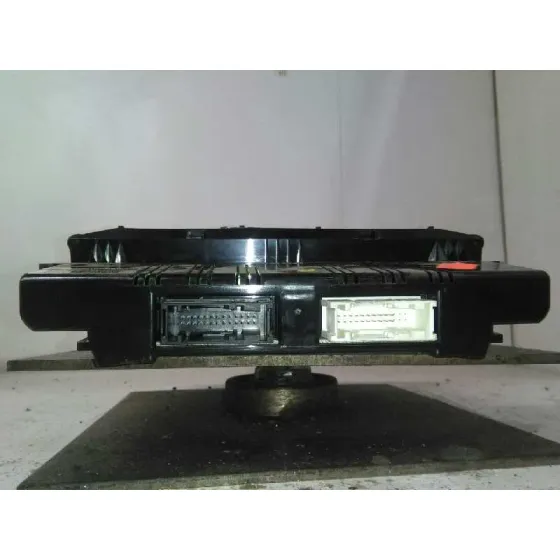 Mando Climatizador para Ford Focus Berlina (Cap)