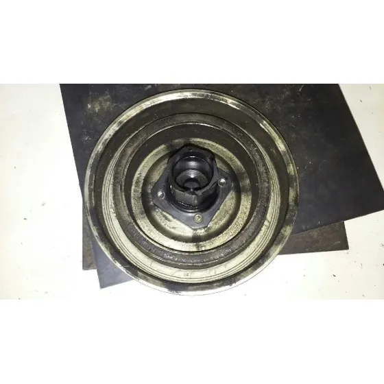 Polea Ciguenal para Opel Corsa D