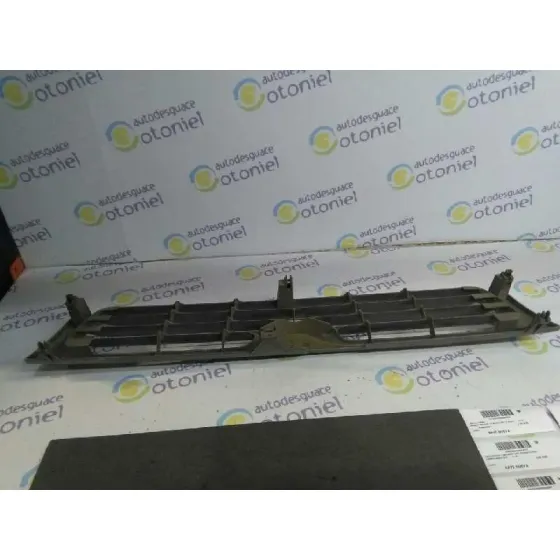 Rejilla Delantera para Mazda Mpv (Lv)
