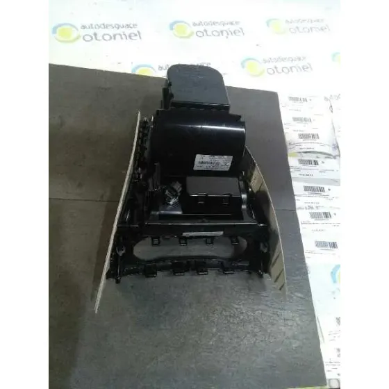 Consola Central para Mercedes-Benz Clase Cla (W117)