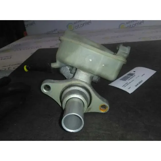 Bomba Freno para Ford Fiesta (Cbk)