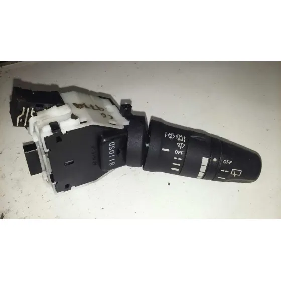 Mando Limpia para Nissan Micra (K12E)