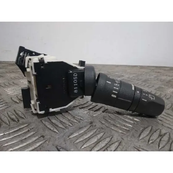 Mando Limpia para Nissan Micra (K12E)
