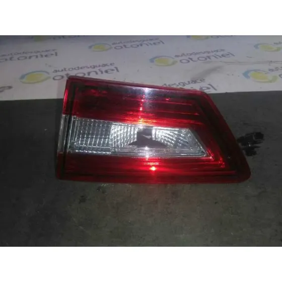 Piloto Trasero Derecho Interior para Renault Clio Iv