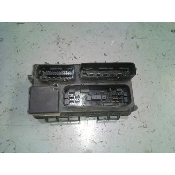 Caja Reles / Fusibles para Opel Corsa D