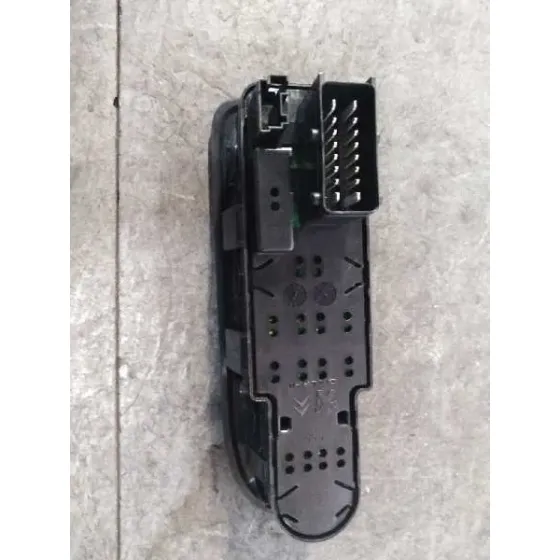 Mando Elevalunas Delantero Izquierdo para Citroën C3