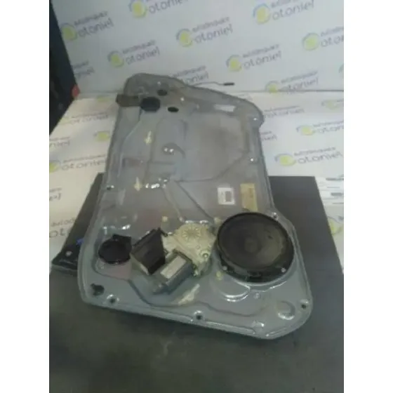 Elevalunas Delantero Derecho para Seat Ibiza (6L1)