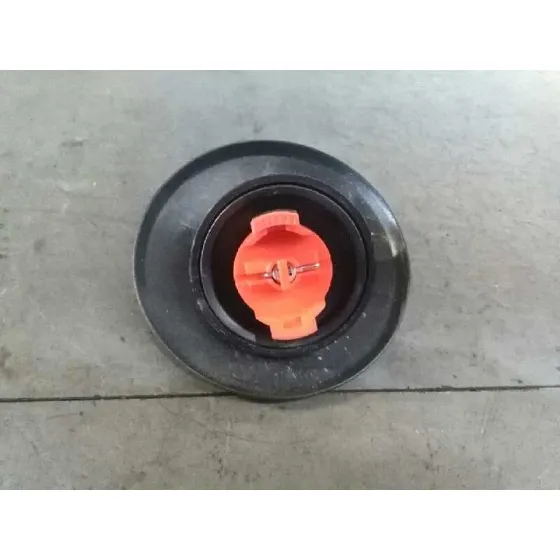 Tapa Exterior Combustible para Renault Rapid/Express (F40)