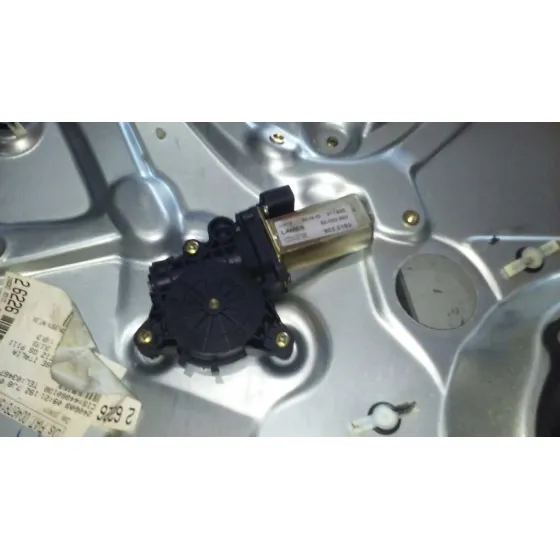 Motor Elevalunas Delantero Izquierdo para Fiat Stilo (192)
