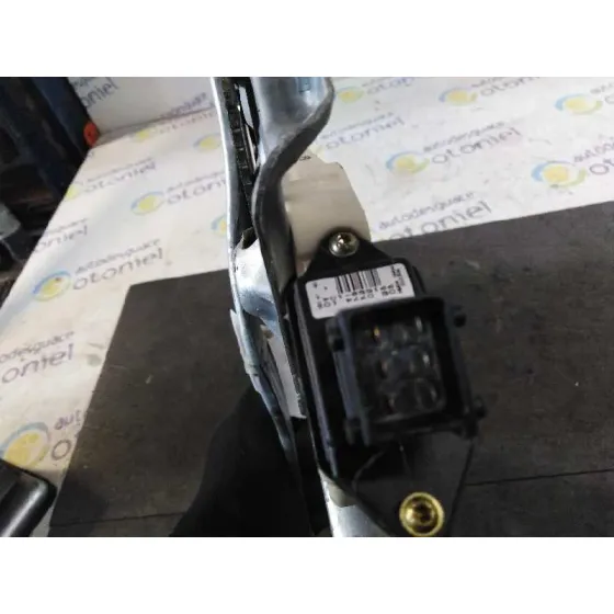 Elevalunas Trasero Derecho para Toyota Corolla (E12)