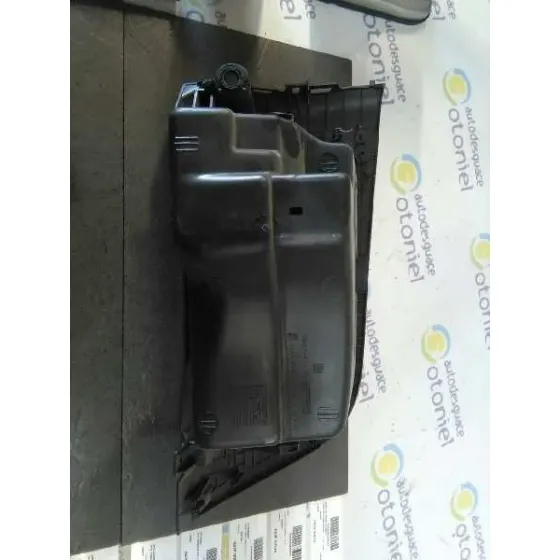 Guantera para Opel Corsa E